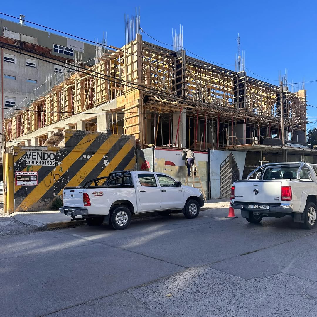 DOMMO PARK - Complejo Comercial